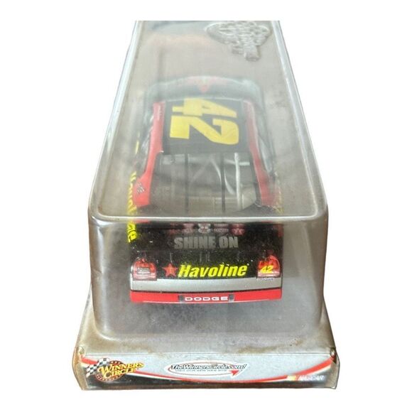 Action Racing Collectibles NASCAR Jamie McMurray 2005 Car NIB - Picture 2 of 6